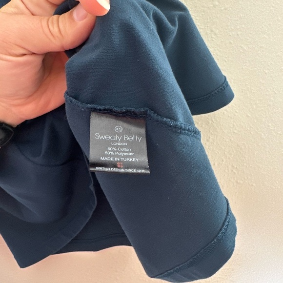 SWEATY BETTY Super Hero Cropped Muscle Tank - Picture 5 of 9